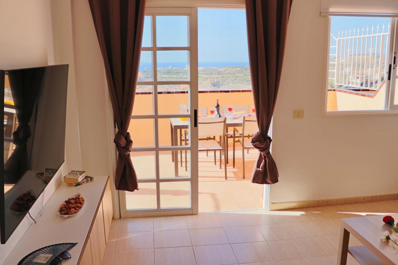 Apartamento Sunset In The Heights Ocean View - Heated Pool Los Cristianos  Exterior foto